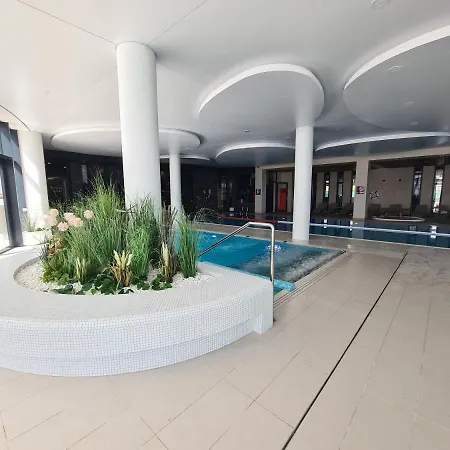 Polanki Aqua Apartamenty Nielimitowany Dostep Do Basenow Parking Free Kolobrzeg Exterior photo